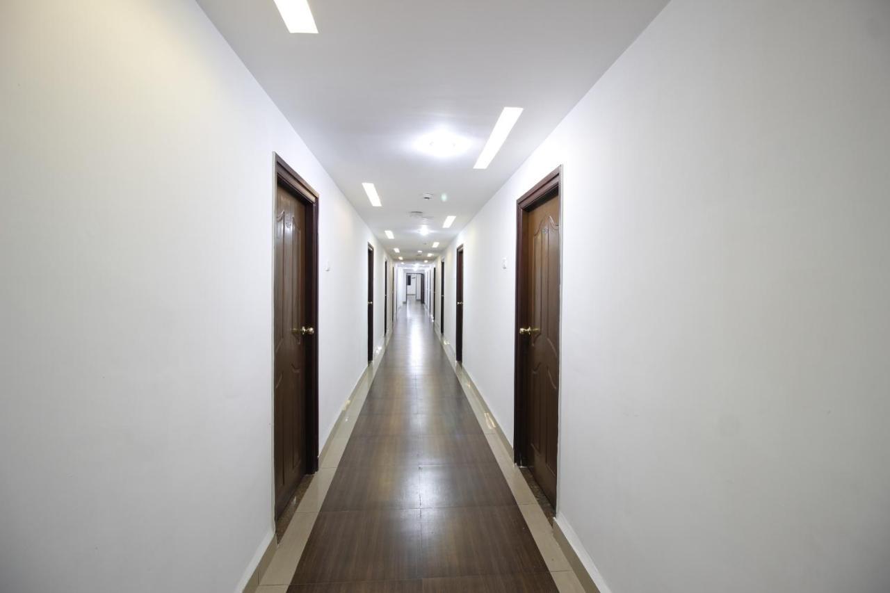 Nova Pride Hotel Haïdarabad Extérieur photo